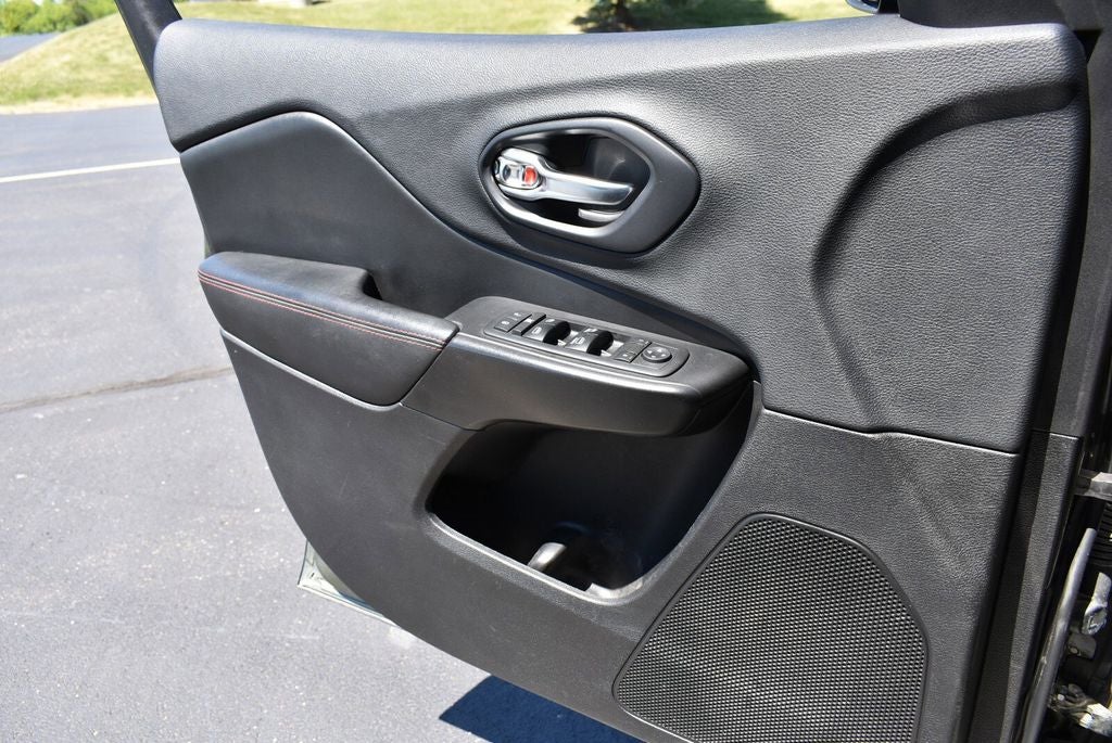 2019 Jeep Cherokee Trailhawk