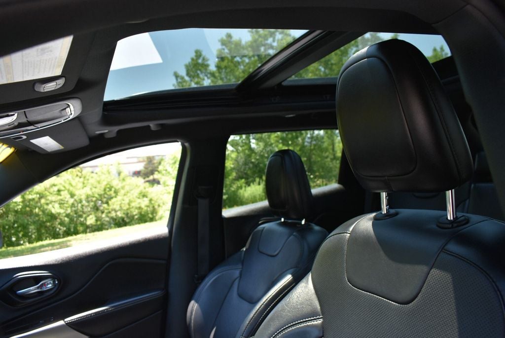 2021 Jeep Cherokee Latitude Lux