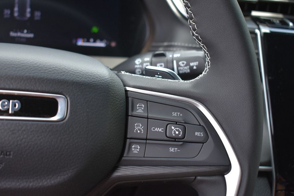 2026 Jeep Grand Cherokee Laredo X