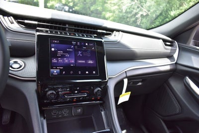 2026 Jeep Grand Cherokee Laredo X