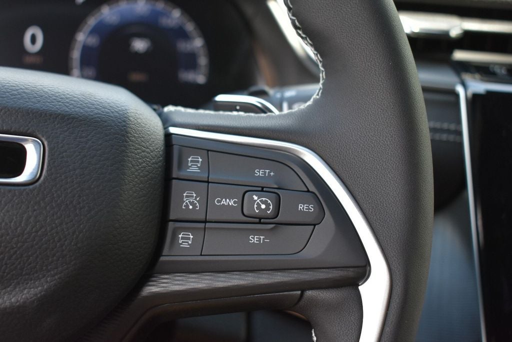 2026 Jeep Grand Cherokee Laredo X