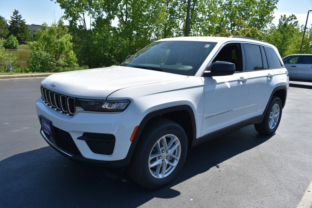 2026 Jeep Grand Cherokee Laredo