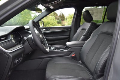 2027 Jeep Grand Cherokee Altitude