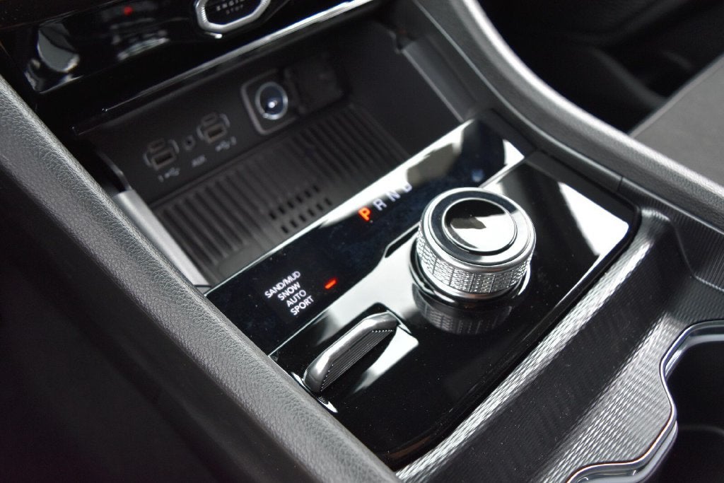 2027 Jeep Grand Cherokee Altitude