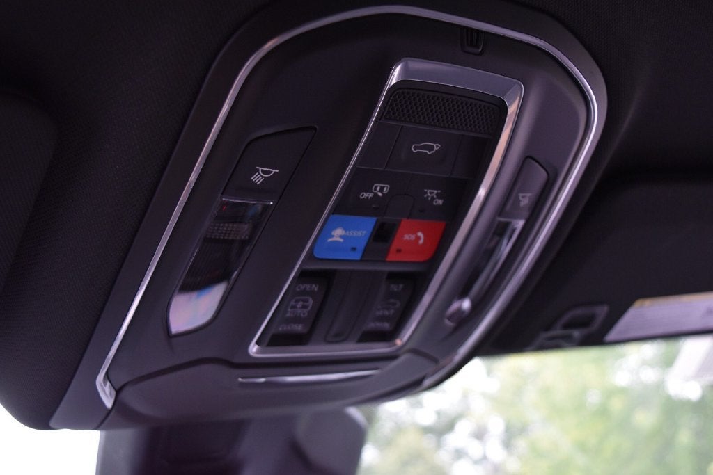 2027 Jeep Grand Cherokee Altitude