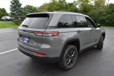 2027 Jeep Grand Cherokee Altitude