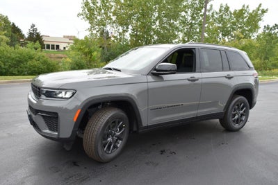 2027 Jeep Grand Cherokee Altitude