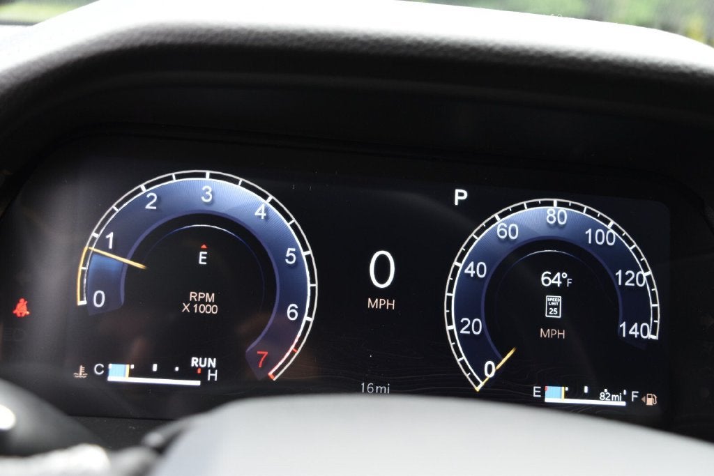 2027 Jeep Grand Cherokee Altitude