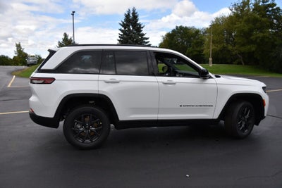 2027 Jeep Grand Cherokee Altitude
