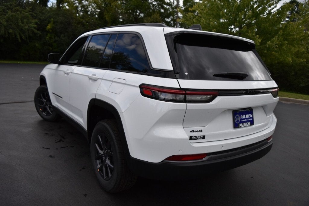 2027 Jeep Grand Cherokee Altitude