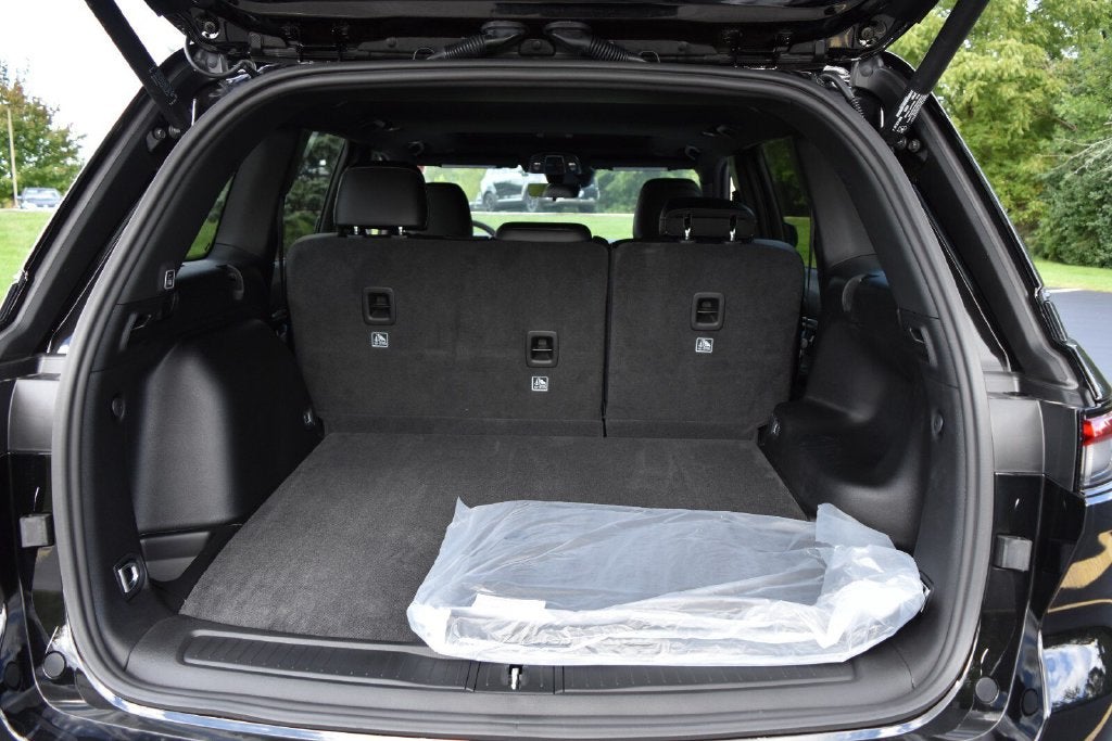2027 Jeep Grand Cherokee Altitude