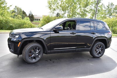 2027 Jeep Grand Cherokee Altitude