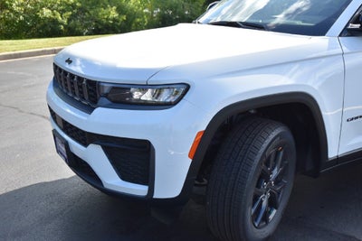 2027 Jeep Grand Cherokee Altitude