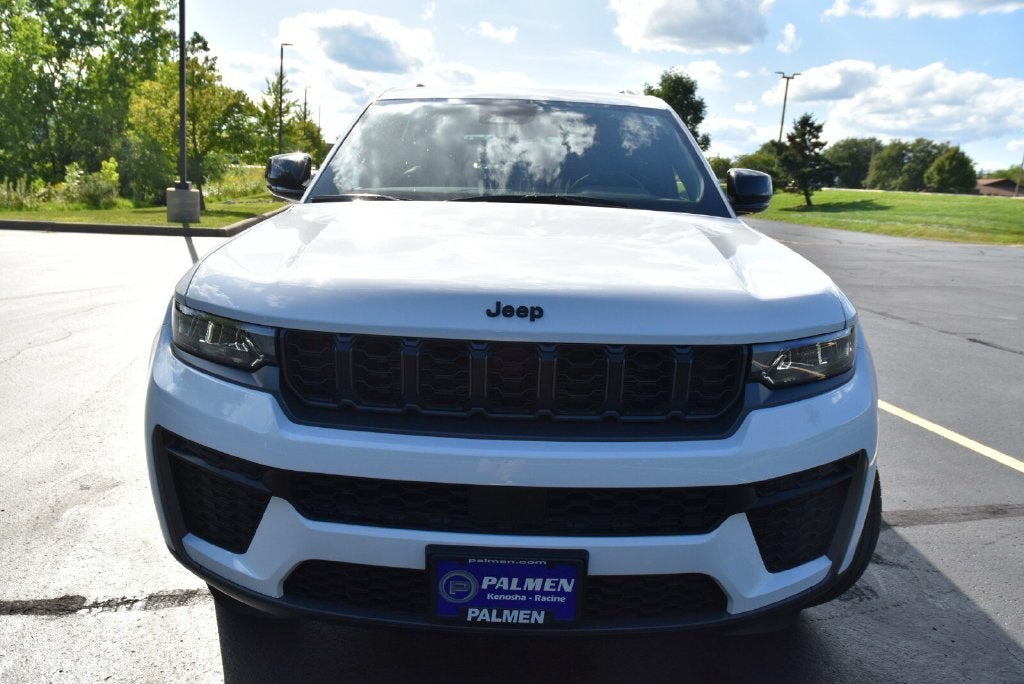 2027 Jeep Grand Cherokee Altitude