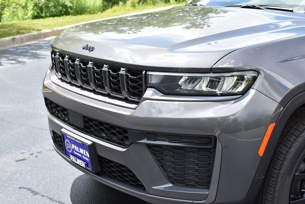 2026 Jeep Grand Cherokee Altitude