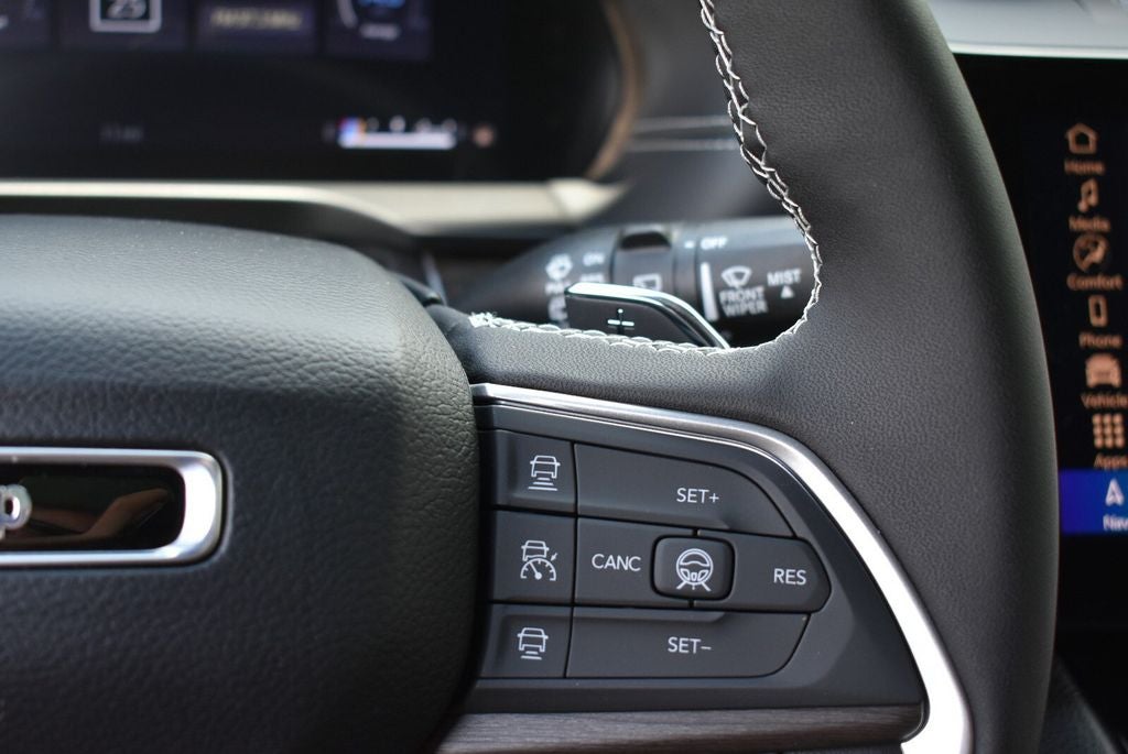2026 Jeep Grand Cherokee Altitude