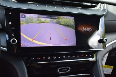 2026 Jeep Grand Cherokee Altitude