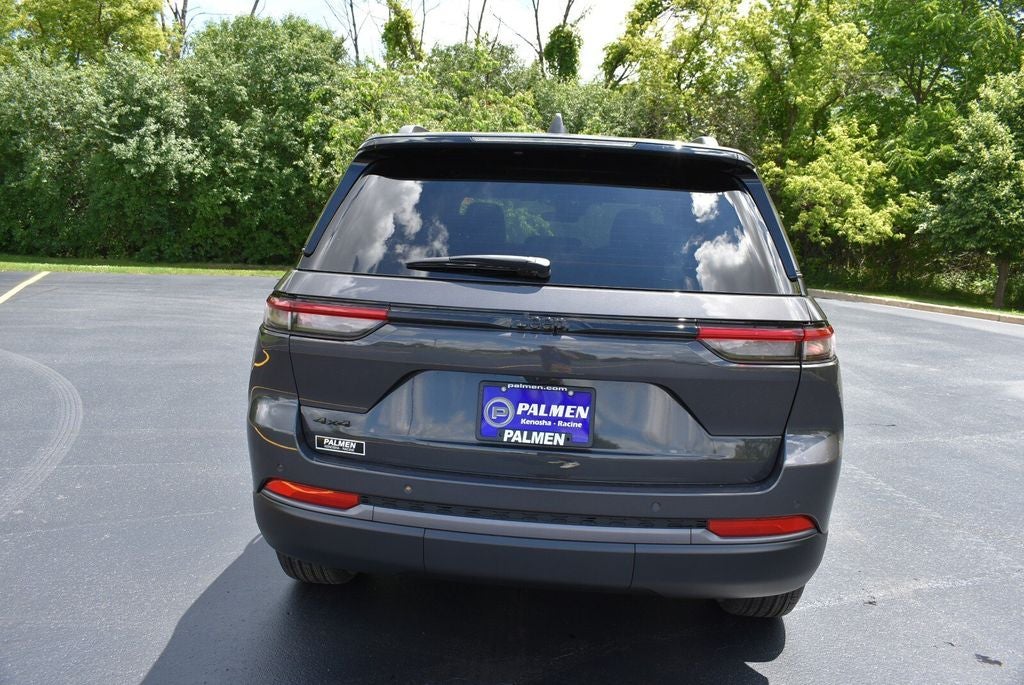 2026 Jeep Grand Cherokee Altitude