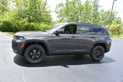 2026 Jeep Grand Cherokee Altitude