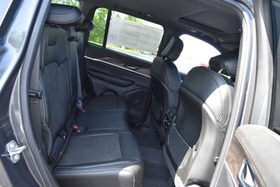 2026 Jeep Grand Cherokee Laredo Altitude