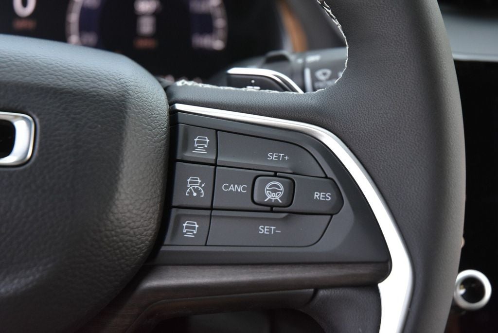 2026 Jeep Grand Cherokee Altitude
