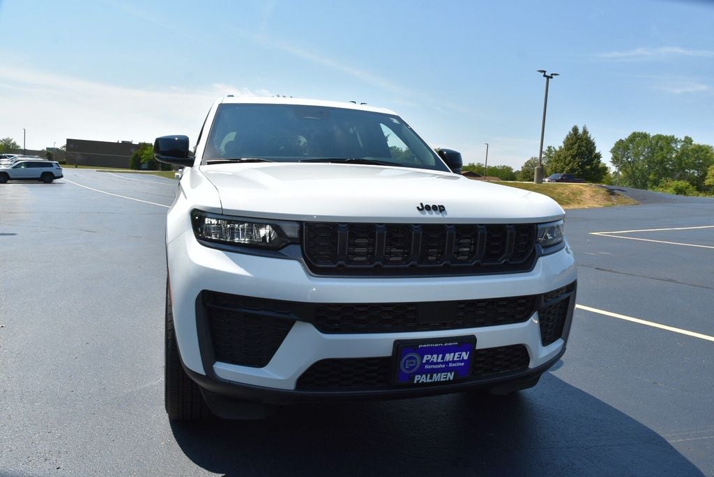 2026 Jeep Grand Cherokee Altitude