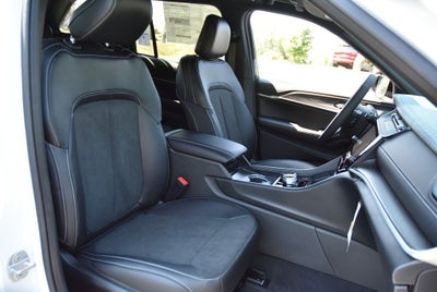 2026 Jeep Grand Cherokee Altitude