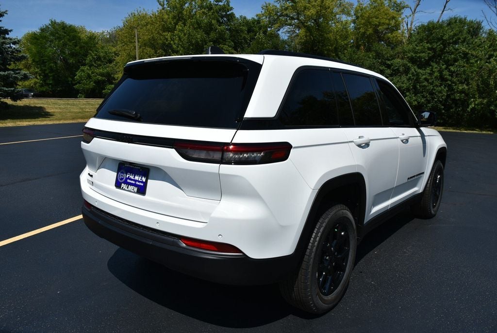 2026 Jeep Grand Cherokee Altitude