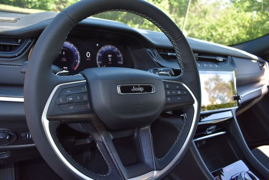 2026 Jeep Grand Cherokee Altitude