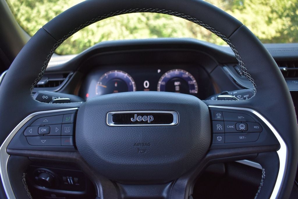 2026 Jeep Grand Cherokee Altitude
