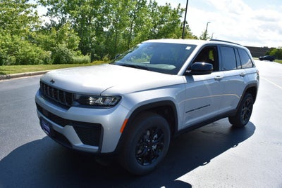 2026 Jeep Grand Cherokee Altitude