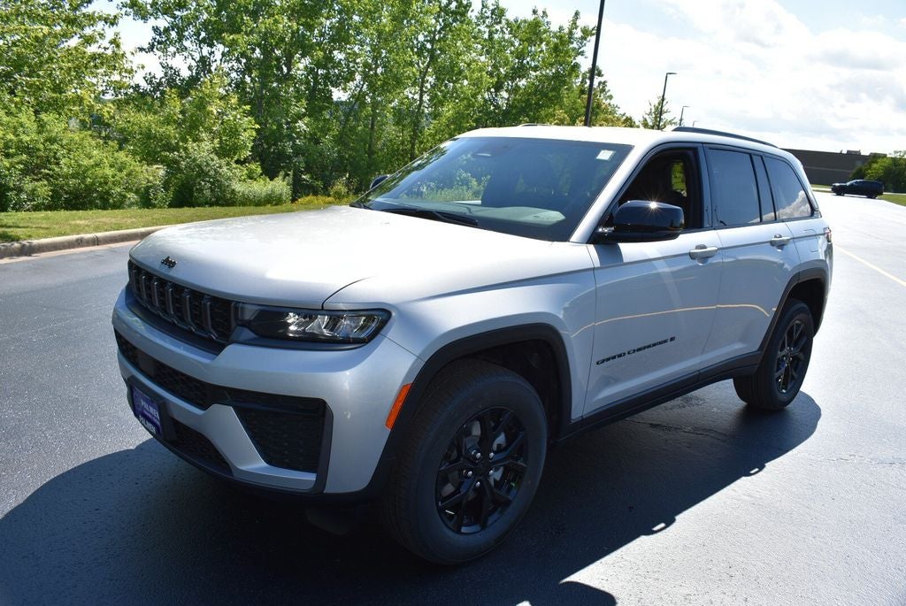 2026 Jeep Grand Cherokee Altitude