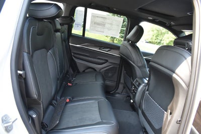 2026 Jeep Grand Cherokee Altitude