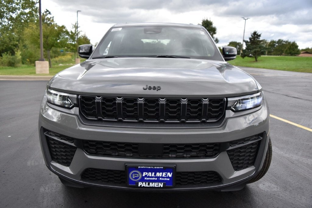2027 Jeep Grand Cherokee Altitude
