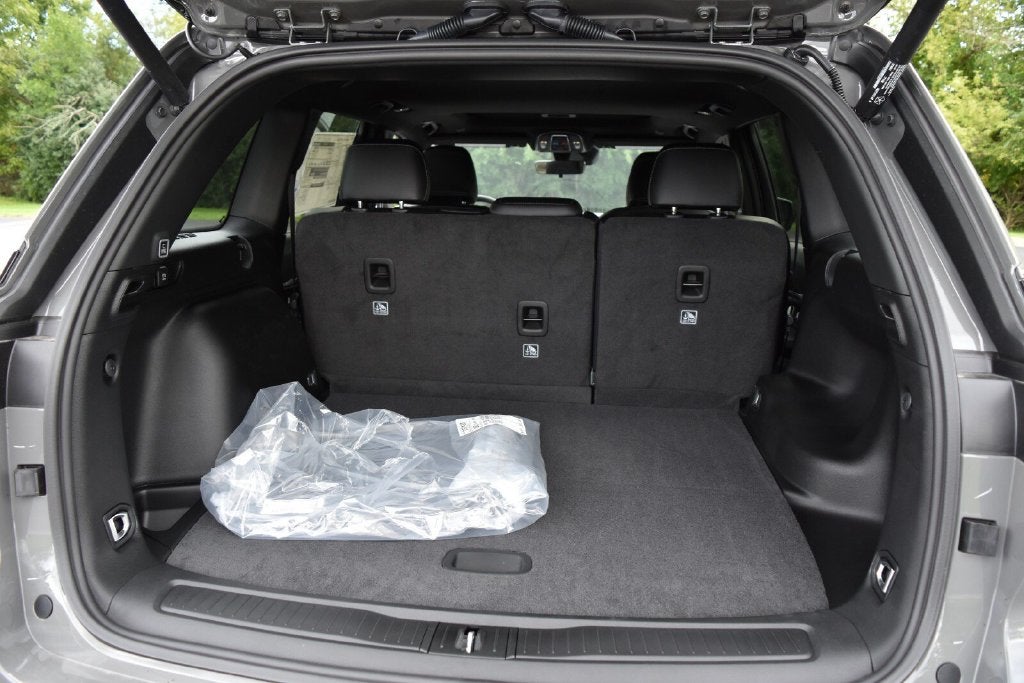 2027 Jeep Grand Cherokee Altitude