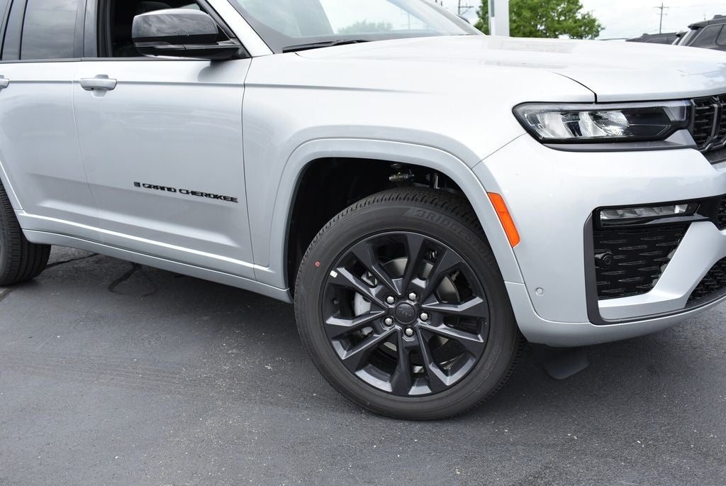2026 Jeep Grand Cherokee Limited Reserve