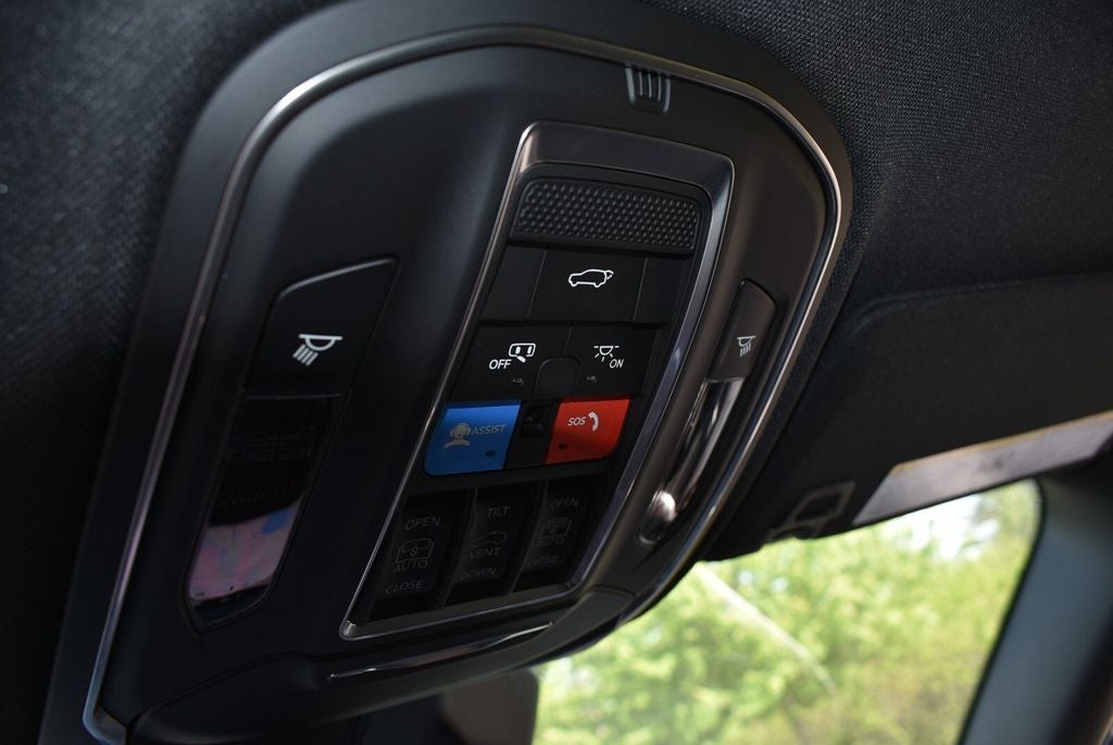 2026 Jeep Grand Cherokee Limited Reserve