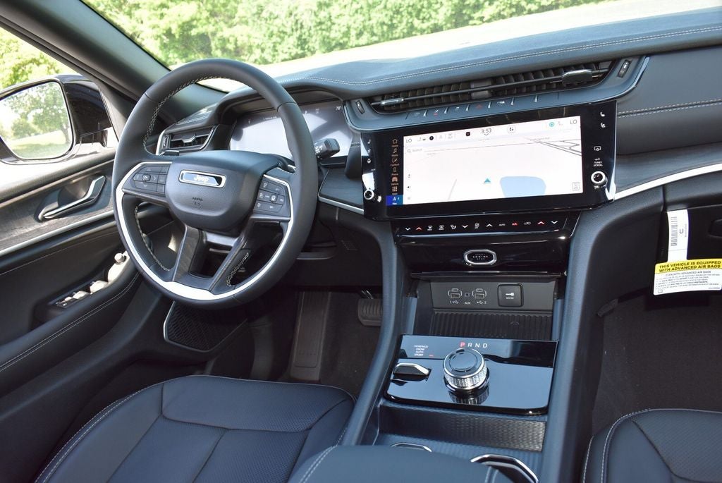 2026 Jeep Grand Cherokee Limited Reserve