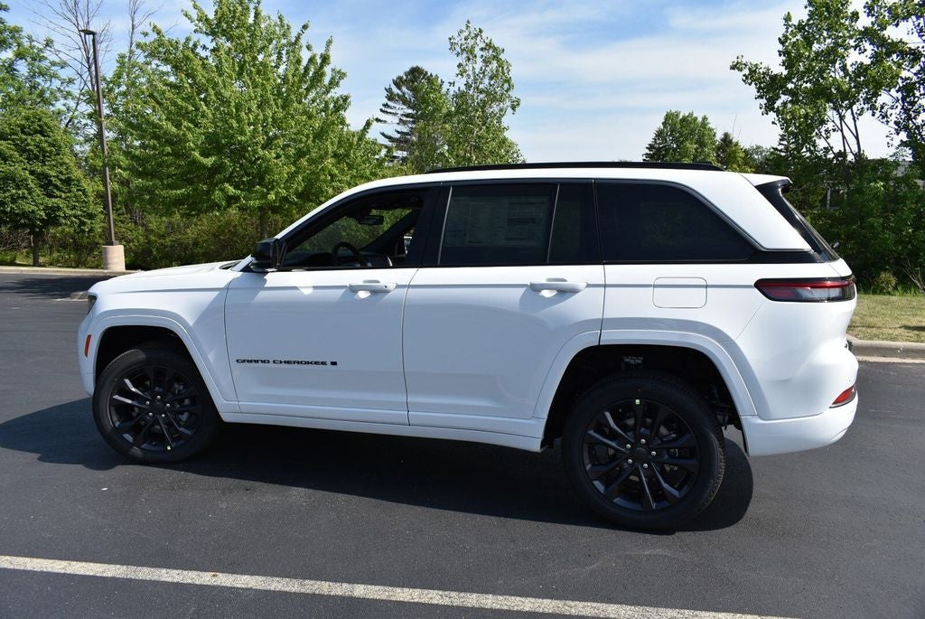 2026 Jeep Grand Cherokee Limited Reserve