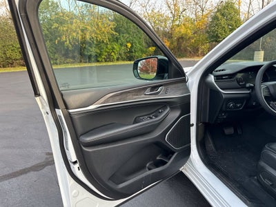 2026 Jeep Grand Cherokee Limited Reserve