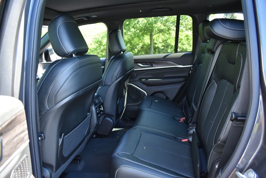 2026 Jeep Grand Cherokee Limited Reserve