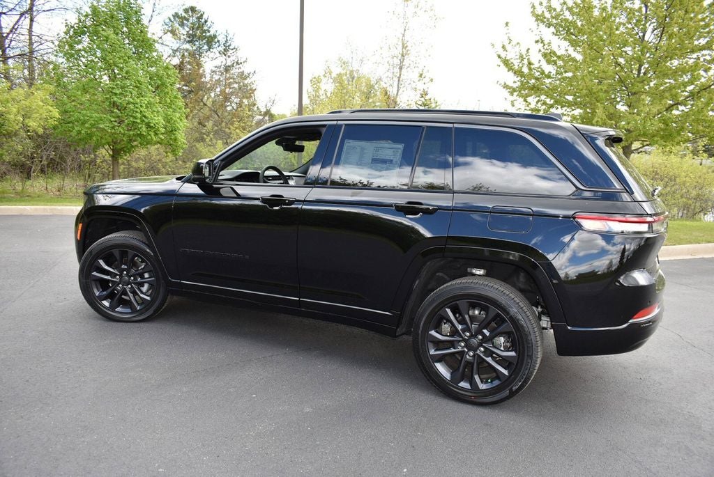 2026 Jeep Grand Cherokee Limited Reserve