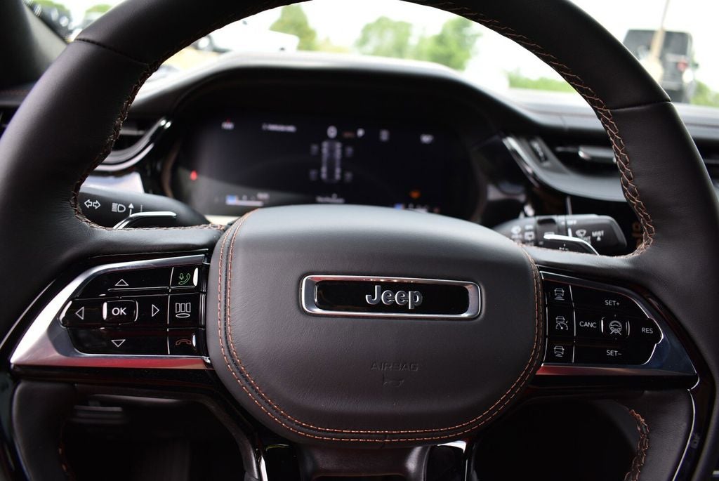 2026 Jeep Grand Cherokee Summit