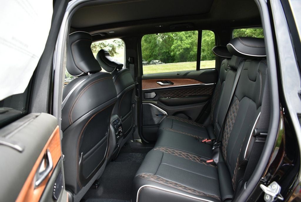 2026 Jeep Grand Cherokee Summit