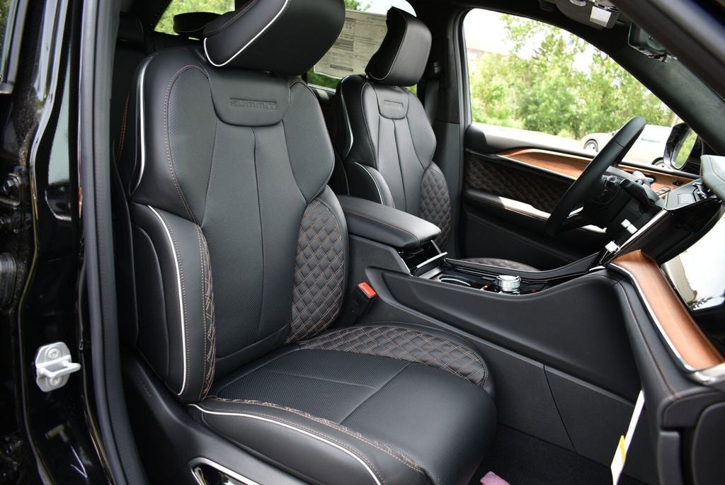 2026 Jeep Grand Cherokee Summit