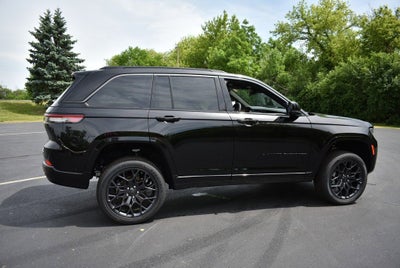2026 Jeep Grand Cherokee Summit