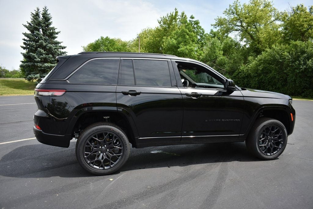 2026 Jeep Grand Cherokee Summit