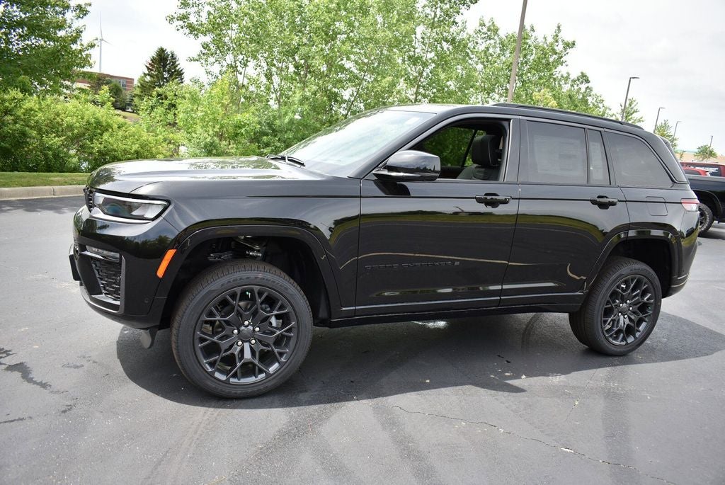 2026 Jeep Grand Cherokee Summit
