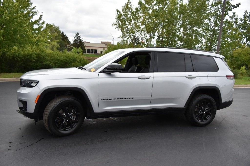 2024 Jeep Grand Cherokee L Altitude