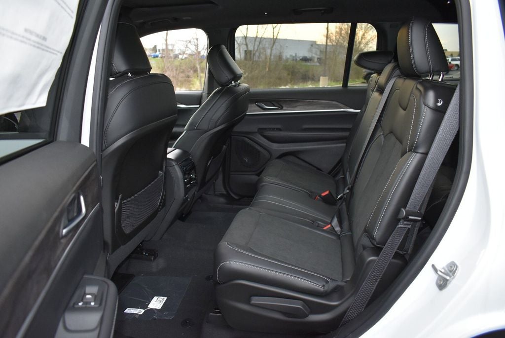 2026 Jeep Grand Cherokee L Altitude